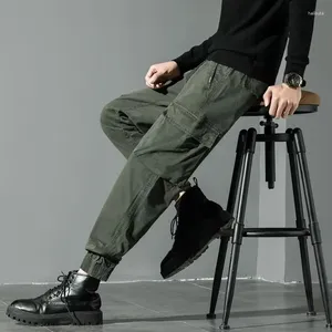 Pantalons pour hommes Vêtements de travail pour hommes en automne Marque mince et tendance Leggings noirs polyvalents Super recadrés