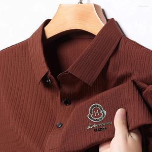 Polos HEPS HIGH END Brand 2024 Été Exquis broderie de glace Texture de soie à manches courtes Polo T-shirt à peau vivante décontractée Top