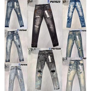 Diseñador de jeans morados para hombre PL8821587 Biker rasgado Pantalones pitillo rectos delgados Diseñador True Stack Jeans de moda Marca de tendencia Pantalón vintage jeans de marca púrpura