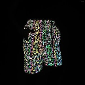 Shorts pour hommes arc-en-ciel couleur champignon réfléchissant hommes Harajuku Hip Hop pantalons courts coloré nuit refléter la lumière Bermuda Masculina