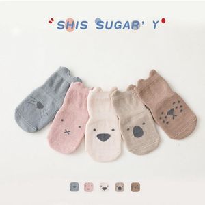 Chaussettes pour hommes bébé coton chaussures chaudes antidérapant infantile marche automne hiver étage décontracté enfant en bas âge anti-dérapant chaussette Grip pantoufles