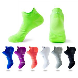 Calcetines para hombres Nuevas mujeres norizas Sport corriendo calcetines de tobillo calcetines atléticos calcetines delgados transpirables compresión de fitness seco en forma baja calcetines de corte bajo Z0227