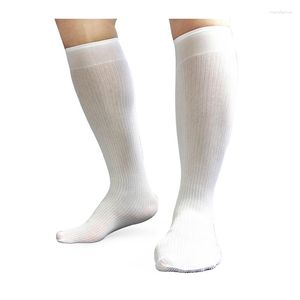 Chaussettes pour hommes Blanc Mens Formelle Célèbre Design Marque Rayé Softy Mâle Tuyau Bas Robe Costume