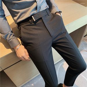 Suits para hombres 2023 Autumn Casual Business Men Stripe Pants Fashion Fit Long pantalón largo para el diseño de la cintura para hombres Spring Streetwear