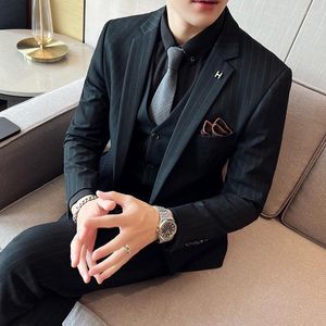 Costumes pour hommes 2023 Blazer (Blazer Vest Pants) Mode Business Slim Casual Striped Wedding Plus Size Office Dress 3 Piece Suit