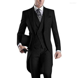 Trajes de hombre Auriparus Flaviceps negro clase de la mañana guapo FRAC 3 piezas novio esmoquin padrino traje hecho a medida hombre