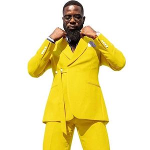 Costumes pour hommes Blazers Design de mode jaune Double boutonnage coupe ajustée formelle pour hommes ensemble de smoking de mariage sur mesure