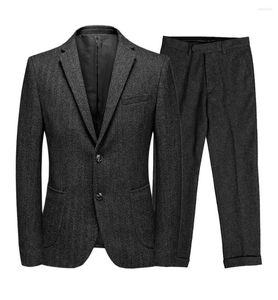 Trajes para hombre Conjunto de traje de ajuste clásico de 2 piezas para hombre personalizado Lana de espiga de negocios diarios de un solo pecho (pantalones de chaqueta)