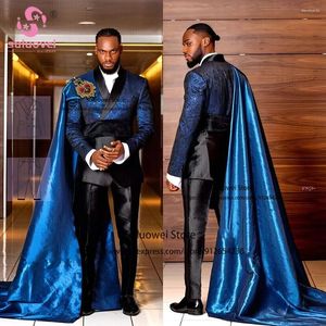 Trajes para hombres Satén real brillante de lujo para hombres Chaqueta personalizada de 3 piezas con pantalones largos de capa Conjunto Formal Novio Fiesta de bodas Fiesta de graduación Esmoquin