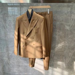 Trajes de hombre chaqueta de traje Retro moda coreana sólido ajuste doble botonadura moda conjunto de 2 piezas últimos diseños de pantalones de abrigo Vintage