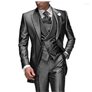 Costumes pour hommes Suit 3 pièces Gris charbon de bois Ablère Peak One Button Groom Tuxedos Wedding for Male Set Clothing (veste Pantalon Gire)