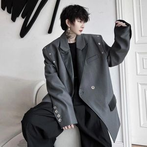 Trajes para hombres SYUHGFA Chaquetas de traje para hombre Remache de doble botonadura Diseño de nicho Coreano Fahsion Blazer masculino Parche Abrigos de cuero Otoño 2023