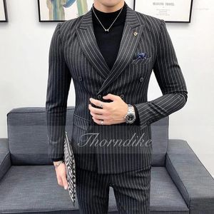 Trajes para hombres Thorndike Pinstripe Hombres de doble pecho