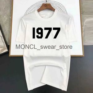 Camisetas para hombres Algodón de alta calidad 1977 Monocromo impresión Camiseta de lujo Men Nuevas camisetas de diseño de moda Cool Designer
