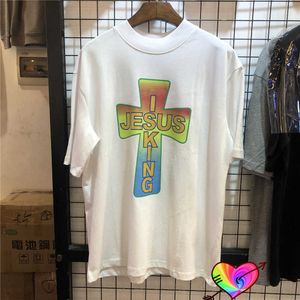 Camisetas para hombres Jesús es la camiseta del rey Hombres Mujeres Multicolor Cross Jesus Is King Sunday Service Service Tops Hip Hop Manga corta T230302