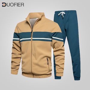 Camisetas de hombre Chándal de hombre Sudaderas con capucha casuales Conjuntos Chaquetas masculinas Pantalones Conjuntos de dos piezas Hip Hop Streetwear Traje deportivo Patchwork Moda Hombre Ropa 230311