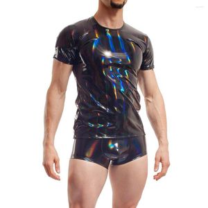 Camisetas para hombre, camisa negra con láser holográfico de PVC brillante para hombre, blusa ajustada de manga corta con cuello redondo, camisetas de moda para discoteca 7XL