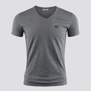 T-shirts pour hommes T-shirt T-shirts en pur coton de haute qualité Polos ras du cou confortables Col en V Hommes Femmes Motif triangle en métal tridimensionnel à manches courtes 8 styles au choix A88