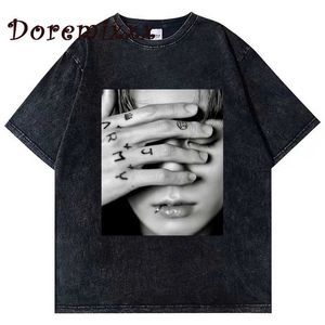 T-shirts pour hommes T-shirt lavé T-shirt graphique Jungkook Hauts surdimensionnés unisexes T-shirt femme gothique homme Kpop Esthétique Goth Mode Streetwear J230516