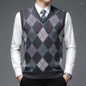 Chalecos para hombres 2023 Fashion de la marca Argyle Sweater Diamond Diamond Vest Vest Men Wool MANEVELESS AUTUM CASA CASA