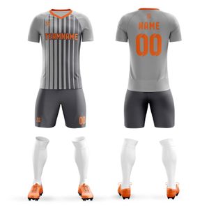 Hombres / Jóvenes Conjuntos de camisetas de fútbol personalizadas Diseño de sublimación Impresión Nombre Número Juego al aire libre Entrenamiento Correr Camisa deportiva 240325