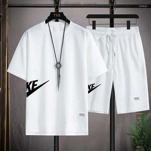 Diseñador para hombre Chándales Camisetas de manga corta Pantalones cortos Ropa casual Traje para correr Moda de verano Ropa deportiva de baloncesto