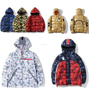 Mens Down Parkas Shark Designer Mens Camouflage Puffer Vestes Femmes Down Manteau Japon Homme Mode Imprimer Parkas Coupe-vent Vêtements d'extérieur Classic Street Style Taille MLXL