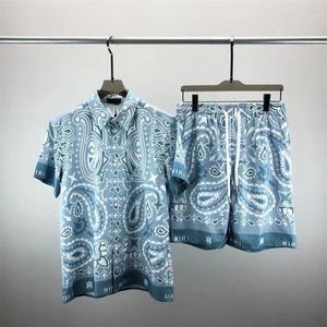 Chemises imprimées de fleur de fleur pour hommes Bouton décontracté à manches courtes Shirts Hawaiian Shirts Summer Beach Designer Shirts M-3XL QW31