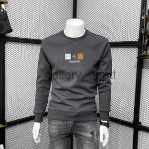 Sudaderas con capucha para hombre Sudaderas Primavera Otoño SlimFit Aspecto más delgado Versátil Universidad T ins Simple Casual Cuello redondo Camiseta Diario Estilo urbano Top inferior M J230918