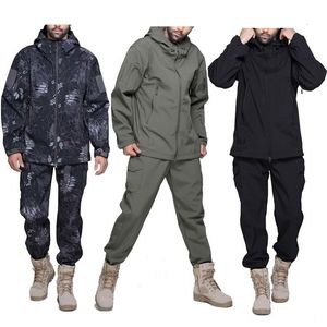 Hommes Vestes Randonnée Armée Hommes Militaire Airsoft Camping Tactique Veste Pantalon Soft Shell Étanche Chasse Costume Coupe-Vent 230214