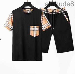 Survêtement pour hommes Designer Sweat Suit Track Casual Pure tricoté à la main Chemise à manches courtes et shorts en cuir Holiday Male 6QPD