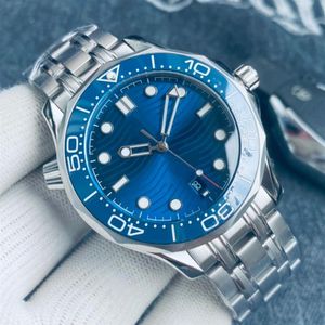 Montre pour hommes montres de luxe 300 montres AAA automatique James 007 qualité résistante à l'eau glisse lisse trotteuse lumineuse hommes 245i