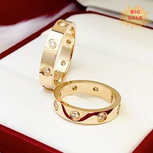 Mens Womens Love Ring Man 4 mm 5 mm 6 mm Mariage de haute qualité S Size 5-11 Diamond Rose Sier Engagement avec Box CRTIR Designer Gold Band Rings for Woman