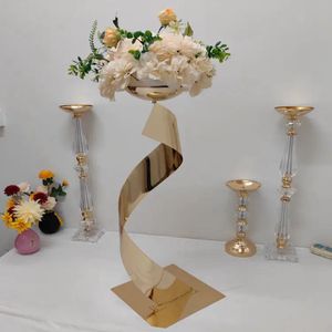 Event Road Lead Flower Holder Metal Decoración de la boda Soporte de flores Centro de mesa Metal Gold Table Centerpiece Wedding