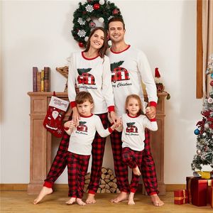 Feliz Navidad Conjunto de pijamas familiares Madre Hija Padre Hijo Mameluco Ropa de dormir Carta Impresa A cuadros Trajes a juego Tops + Pantalones Ropa de bebé