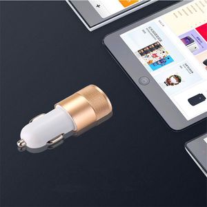 Adaptateur de charge rapide de voiture à double port USB en métal, chargeur universel en aluminium à 2 ports pour voiture, USB pour Apple iPhone iPad iPod / Samsung Galaxy Droid