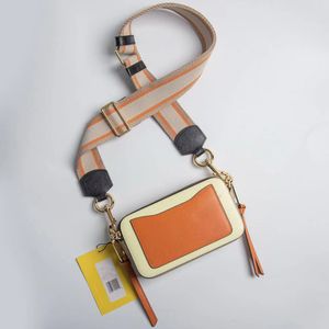 10A Mini bolso El bolso de mano Bolso de diseñador Bolso de alta calidad Bolsos de hombro multicolores Cámara Mujer Moda Tie Dye Carta Bolsas de oro Moda Estilo fresco L