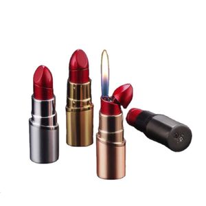 Mini Design Creative Creative Lighter Lipstick en forme de rouge à lèvres Refipillable Gas Butane Briquet Cigarette Light Lighters pour les femmes