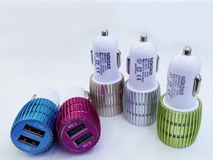 Mini cargadores de coche USB doble doble de metal con luz LED azul Cargador de PVC de aleación de aluminio de girasol 15W 100pcs