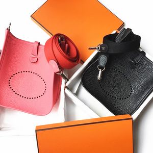 Mirror Calidad Clutch Bolsas de diseñador negra Bolsas de bolso de cuero de lujo Bolsa para mujer Bolsas para mujeres Telina CLEO CLEO CUALCA COSTRO BOLSOS DE VIAJE DE LOS HOMBRES