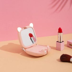 Espejos Clip trasero Maquillaje Carga Tesoro Clip trasero Viene con línea Luz de relleno de energía móvil Espejo de maquillaje Carga Tesoro