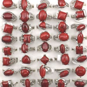 Anillos de turquesa rojo de tamaño mixto para mujeres joyas de moda 50 piezas al por mayor