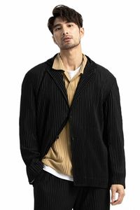 Miyake Chaqueta plisada Hombres Blazer Trajes negros para hombres Tejido elástico Slim Fit Coat Alta calidad Casual Estilo japonés Blazers R0Qn #