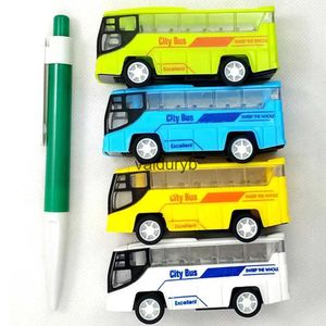 Kits de construcción de modelos Pequeña simulación Tire hacia atrás Modelo de autobús urbano Mini Dibujos animados portátiles Rompecabezas de plástico Coche de juguete para niños Jugar juguete Colores aleatoriosvaiduryb