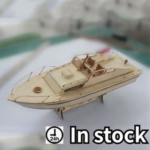 Kit de modèle Princesse Anne Yacht Electric RC Boat Ensemble en bois Laser Cut 240408