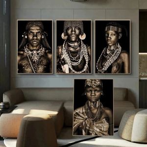 Affiches et imprimés d'art tribal africain moderne de personnes noires, peintures sur toile de femmes, images d'art murales pour décoration de salon, Cuad194S