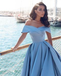 Robes de soirée formelles bleu clair arabe moderne nouvelle élégante hors de l'épaule avant fendue pas cher longue grande taille robes de bal DH320