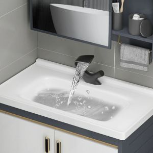 Robinets de lavabo de salle de bain moderne Deck Mounted Hole Bath Tap Chrome Chrome fini Frié Hot Cold Water Mixer Crane 4 Styles