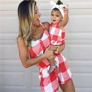 Mamá y yo ropa vestido de verano mamá niña conjuntos a cuadros manga corta familia mirada madre hija trajes familiares 2614 Q2