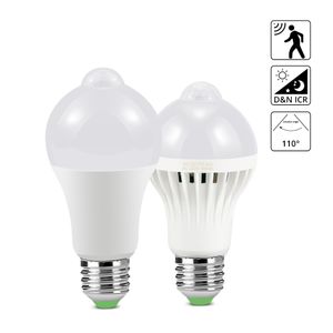 DHL Sensor de movimiento Luz E27 5W 7W 9W 12W 18W Auto ON / OFF Bombilla LED para escaleras Balcón Lámpara de noche Luces de emergencia de seguridad